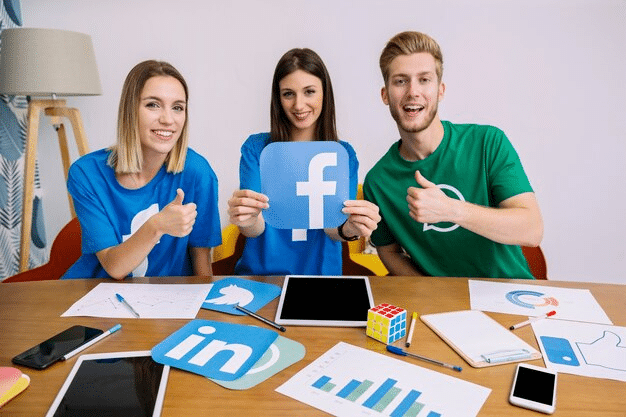Advantages and Shortcomings of Using Facebook Ads