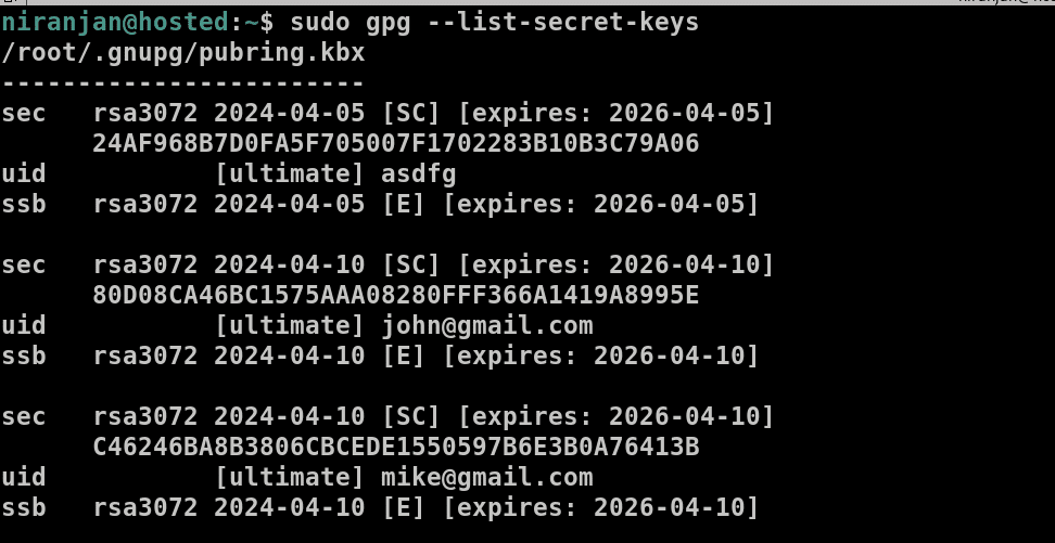gpg --list-secret-keys 4